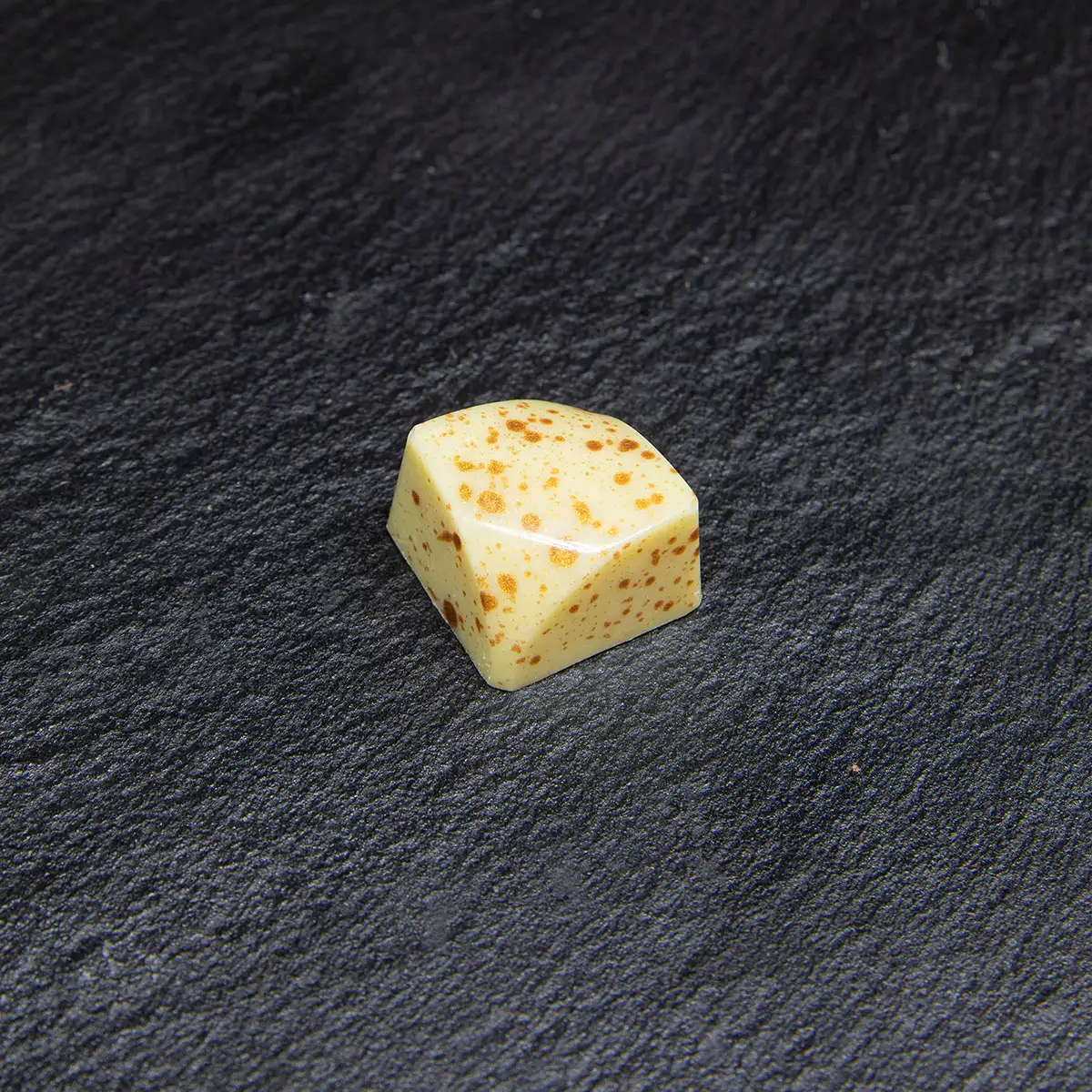 Zitrone-Himbeer Praline