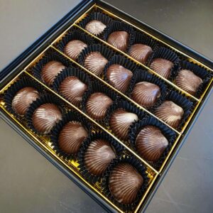 Meeresfrüchte aus Schokolade groß